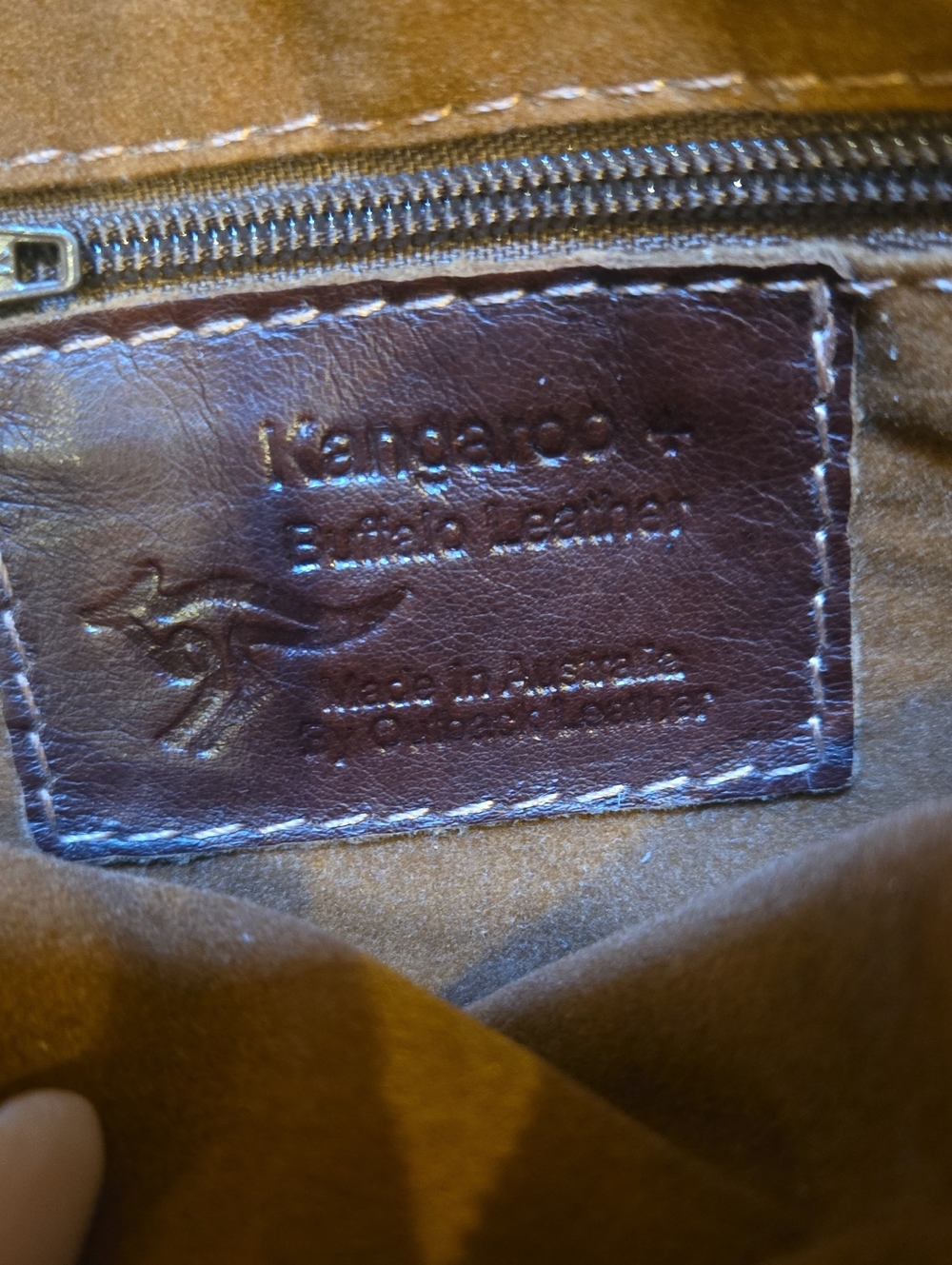 Australian Bush Creation Kangaroo & Buffalo Leather Crossbody Bag - Picture 11 of 12